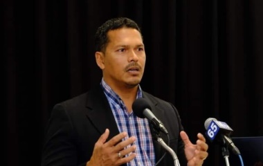 GUYANA-Government advisor resigns to concentrate on forming new airline.