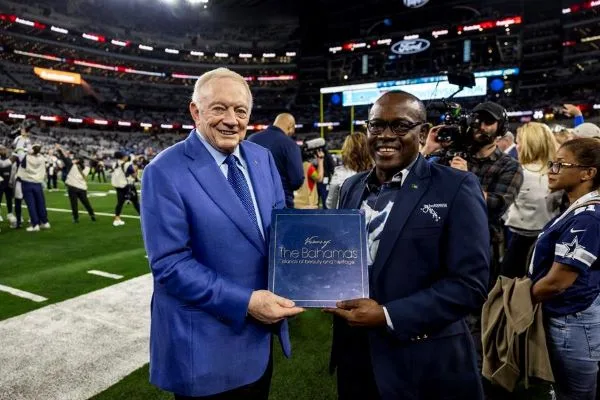 Bahamas Ministry of Tourism Inks Multi-Year Agreement with Dallas Cowboys