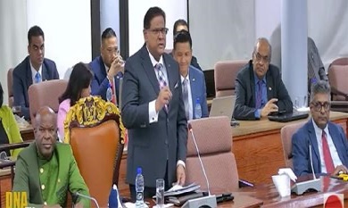 SURINAME-President Santokhi moves to block the distribution of books alleging corruption.