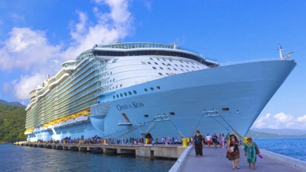 HAITI-Royal Caribbean temporarily suspends all stopovers in Haiti.