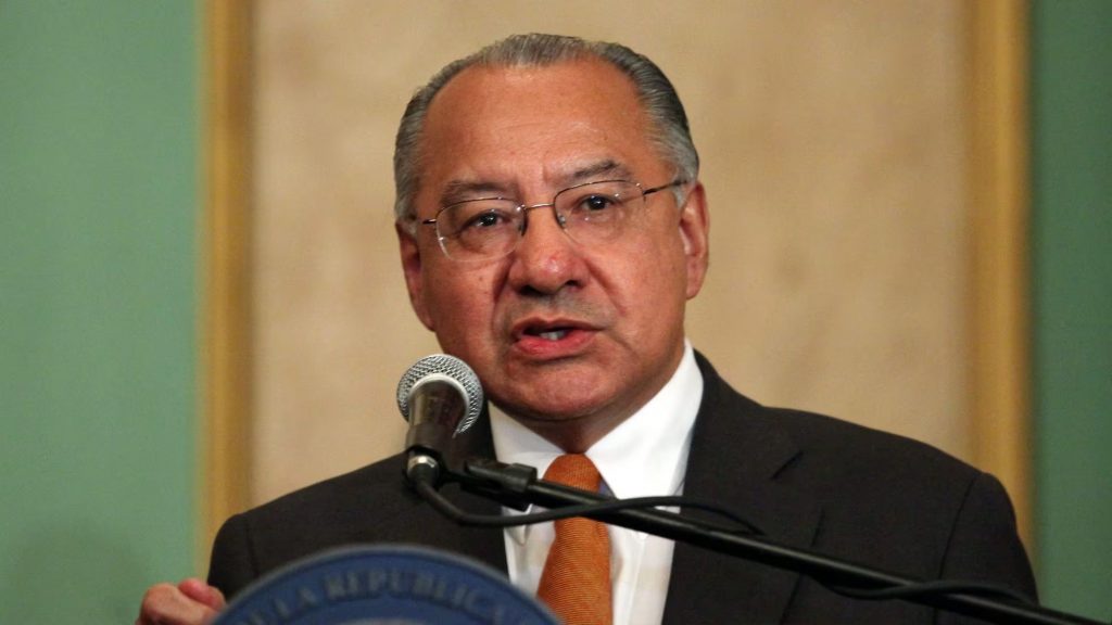 Former US Ambassador sentenced to 15 years in prison for being Cuban spy